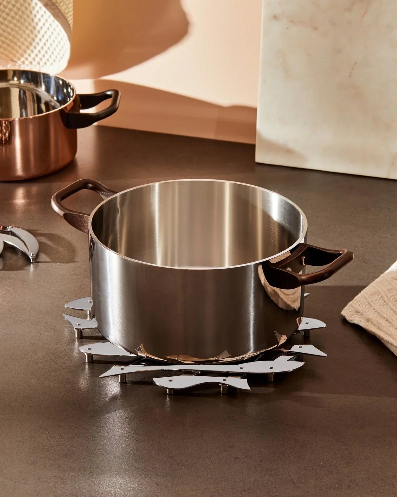 SOTTOPENTOLA ESTENSIBILE PESCHER - ALESSI