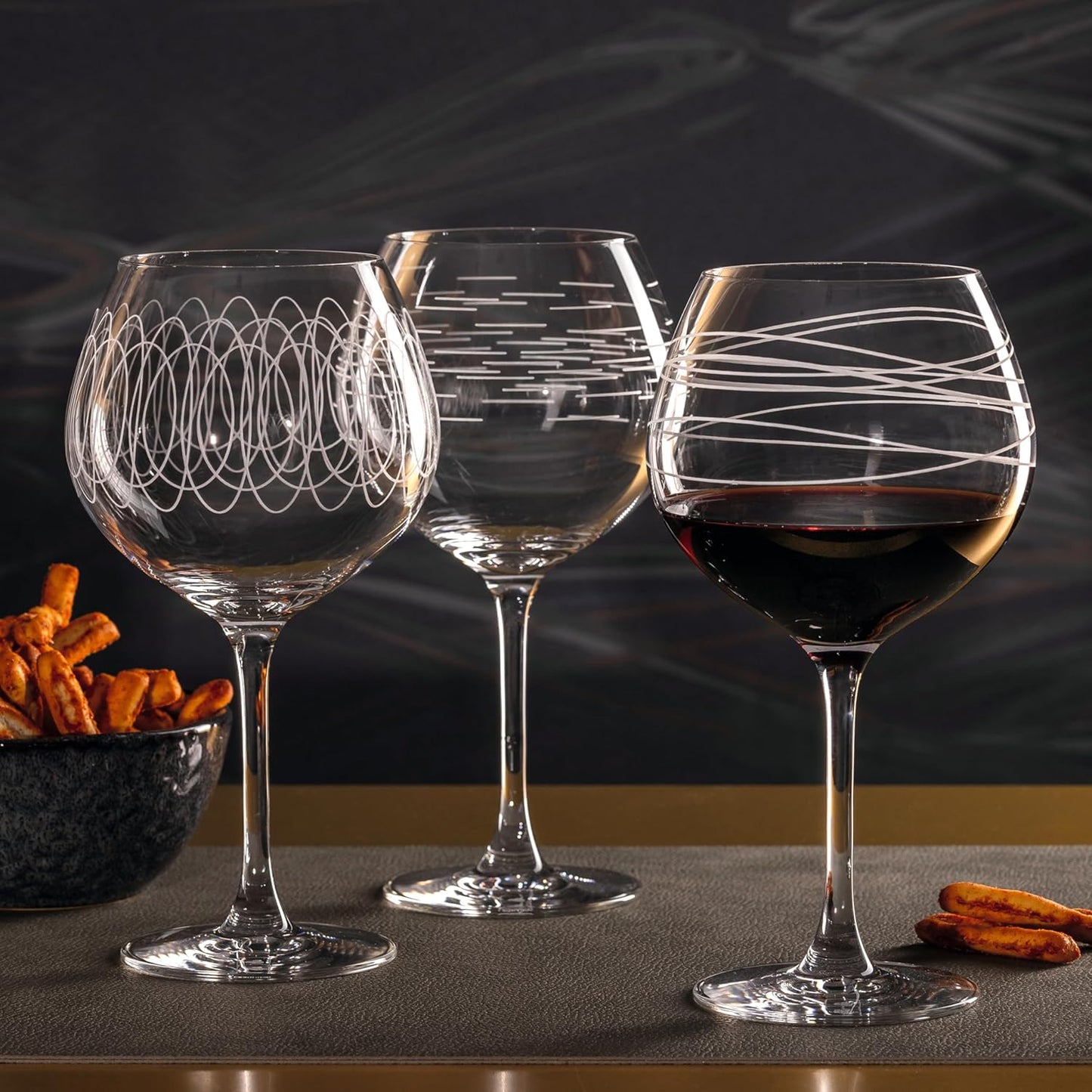 Leonardo Casella 061800 - Set di 6 bicchieri da vino rosso, 630 ml, con motivi, lavabili in lavastoviglie, resistenti agli urti, bicchieri da vino rosso, 6 pezzi