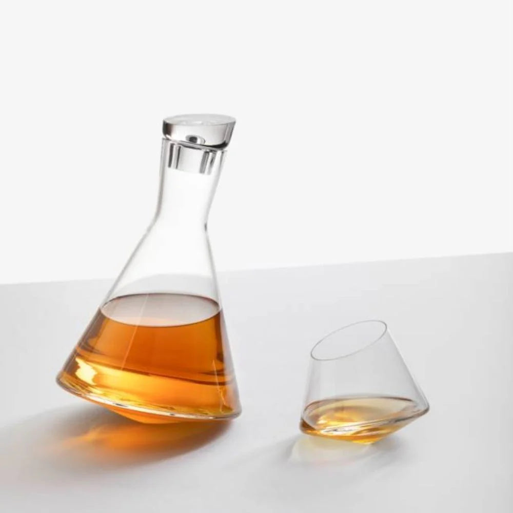 Ichendorf Manhattan Bar bottiglia whisky by Ichendorf Design