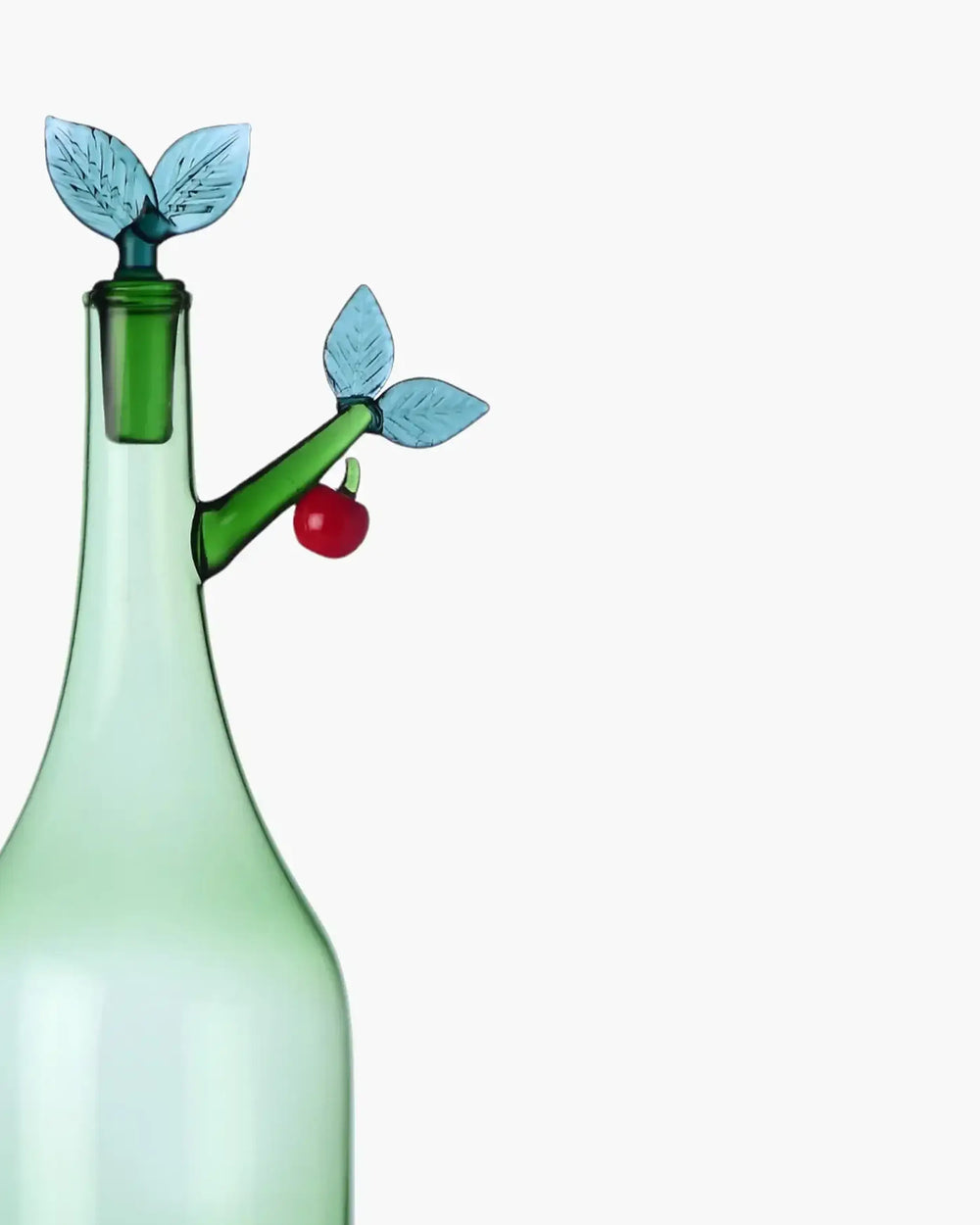 Ichendorf Red Apple bottiglia verde con mela by Alessandra Baldereschi