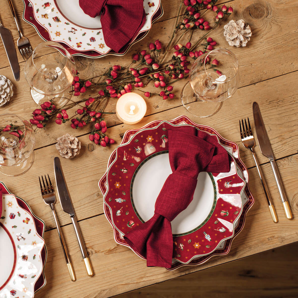 Villeroy & Boch Toy's Delight Piatto Piano, Bianco/Rosso