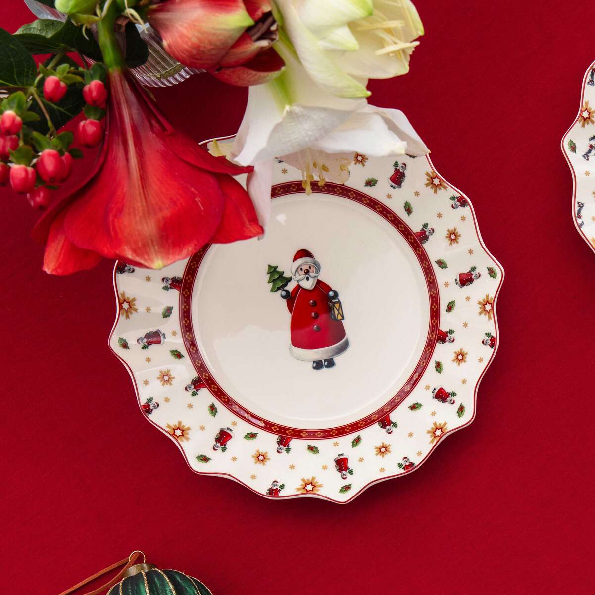 Villeroy & Boch Toy's Delight Set da colazione Babbo Natale, multicolore, Premium Porcelain