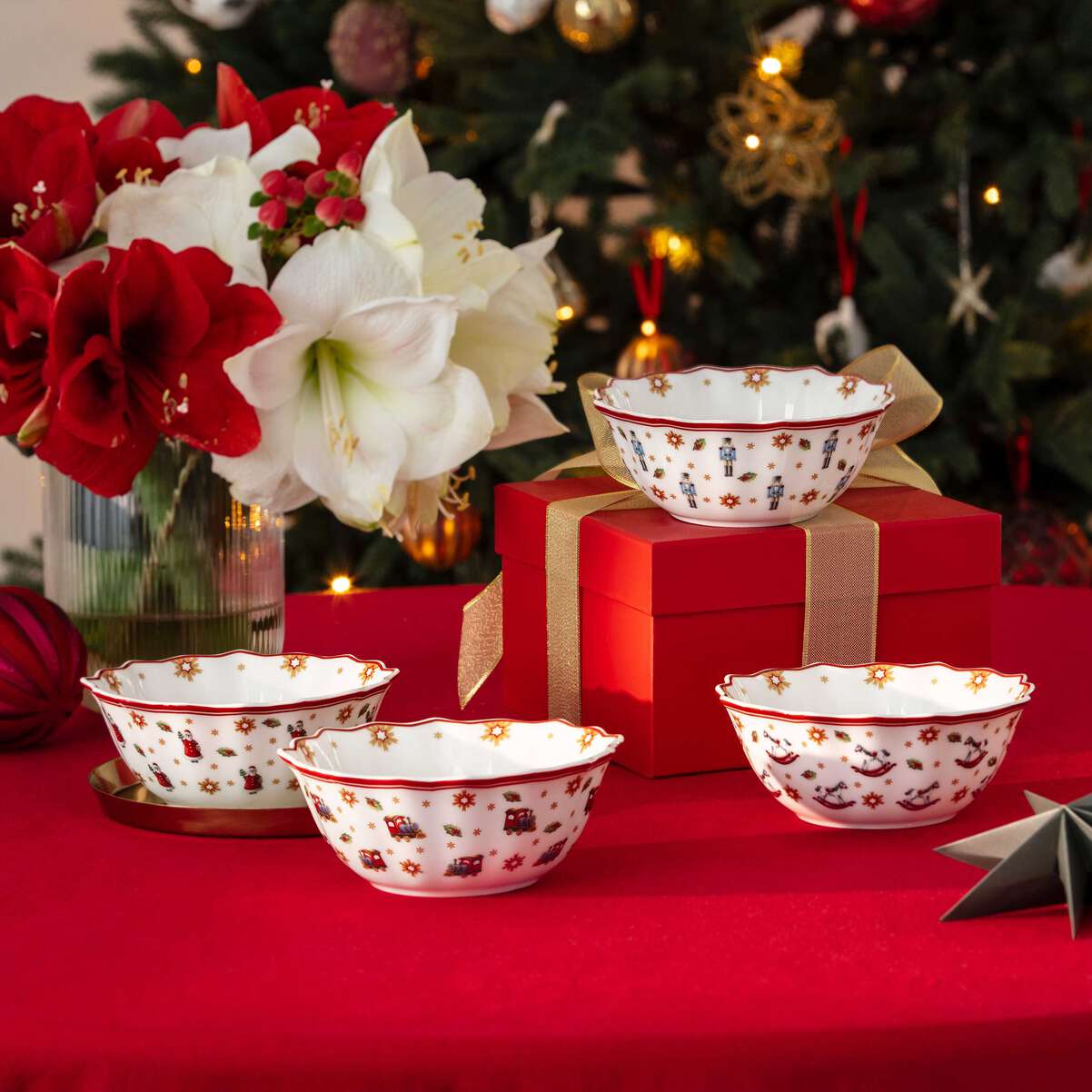 Villeroy & Boch Toy's Delight Set di Ciotole Anniversario multicolore, Premium Porcelain