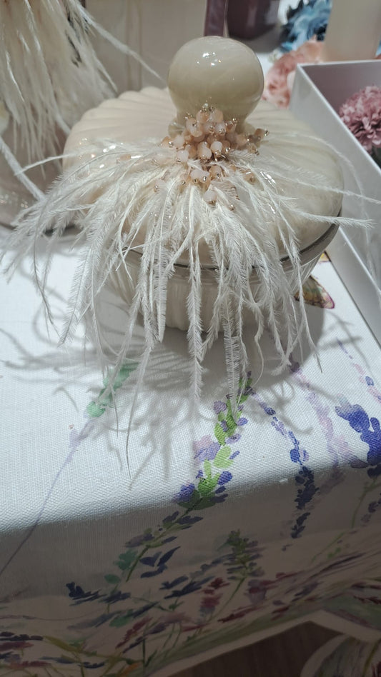 CANDELA CON PIUME FIORI DI LENA