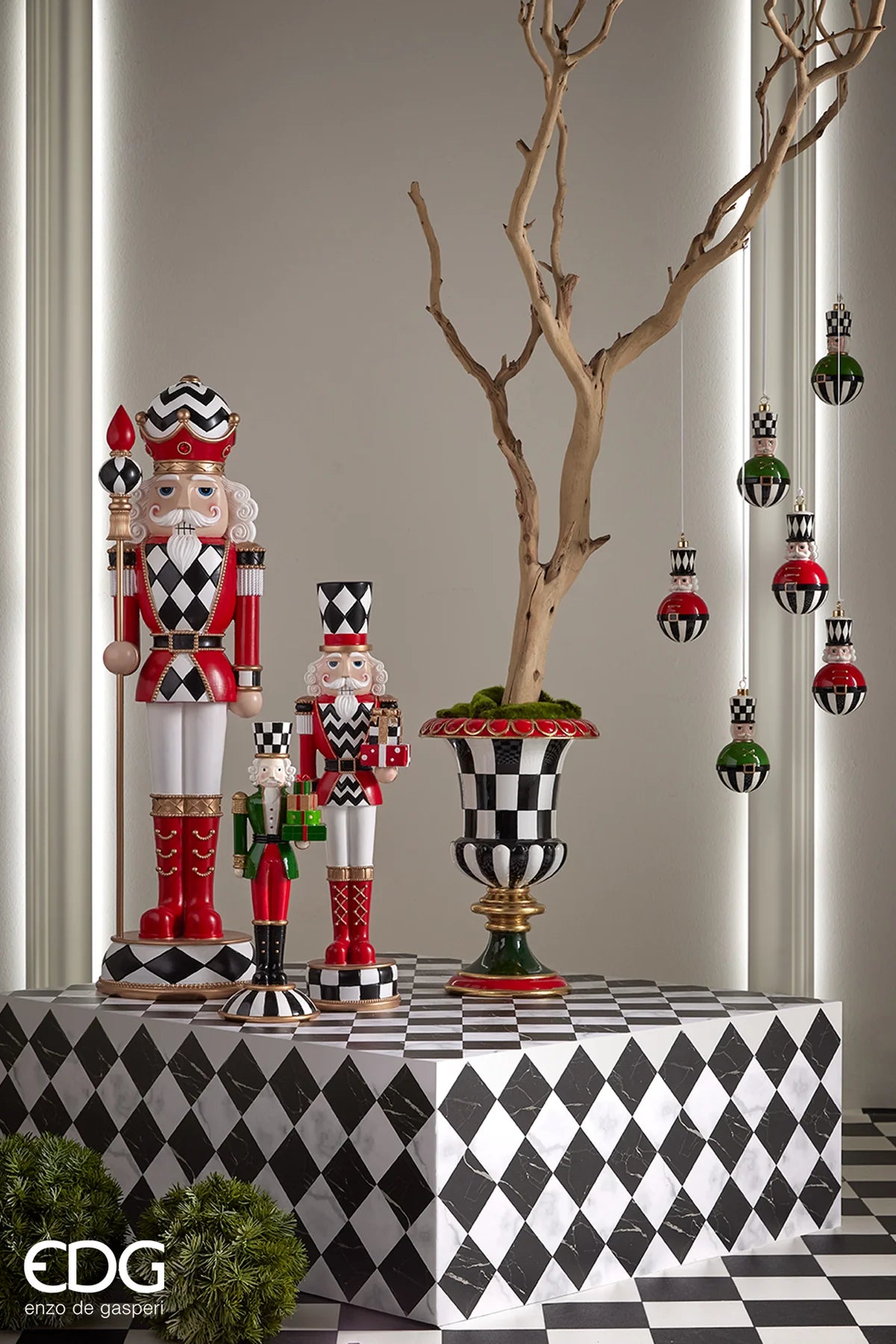 EDG Enzo De Gasperi Soldatino Schiaccianoci Scacchi H30 D10