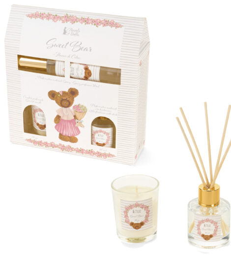 Nuvole di stoffa – Set 3 pezzi Sweet Bear: diffusore con bastoncini, spray e candela in vetro con scatola