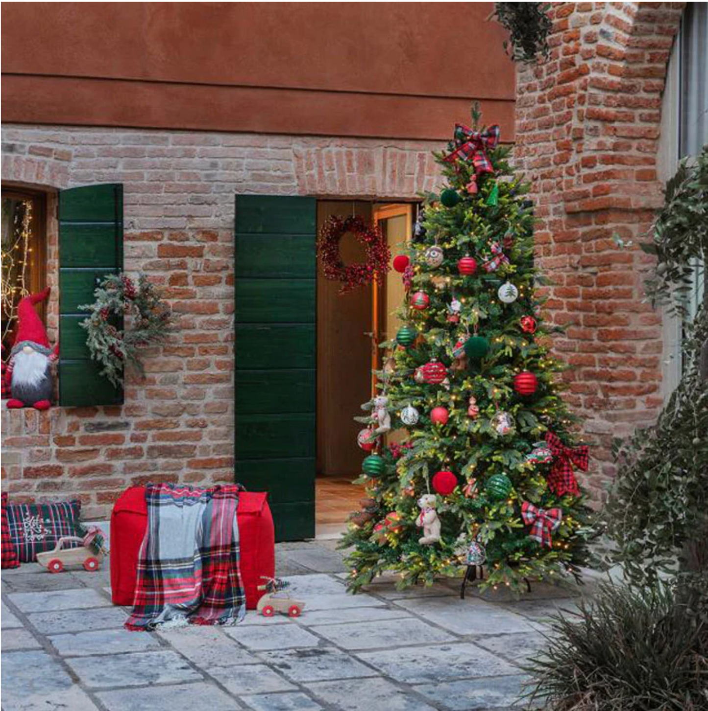 PRE-ORDINE EDG Enzo de Gasperi Albero di Natale Pino Luxury 240 cm con 5000 mini led D152