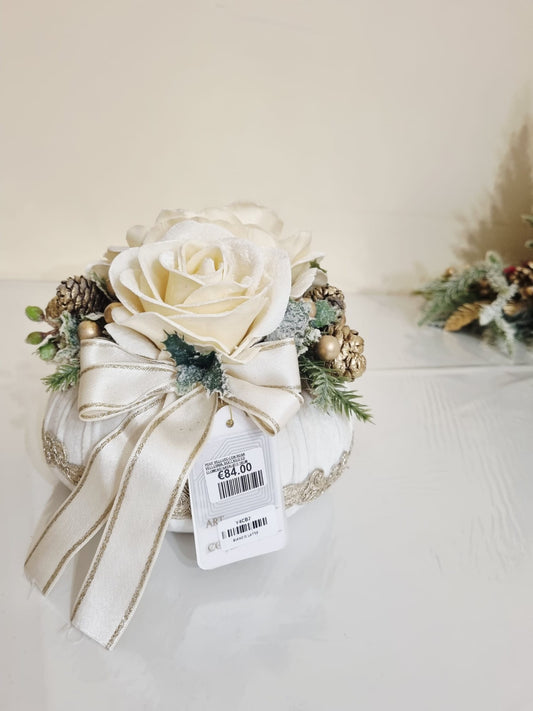 FIORI DI LENA - POUFF BIANCO LATTE CON ROSE VELLUTATE BIANCHE