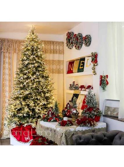 ALBERO DI NATALE - PINO VERDE con 6000 LED - H.270 CM - FIORI DI LENA